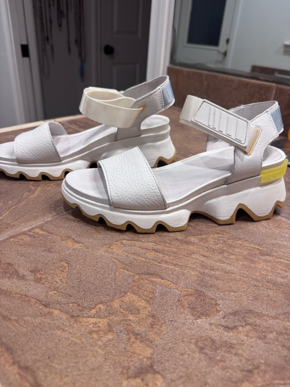 Sorel White Multicolor Wave Sandals - Picture 8 of 16